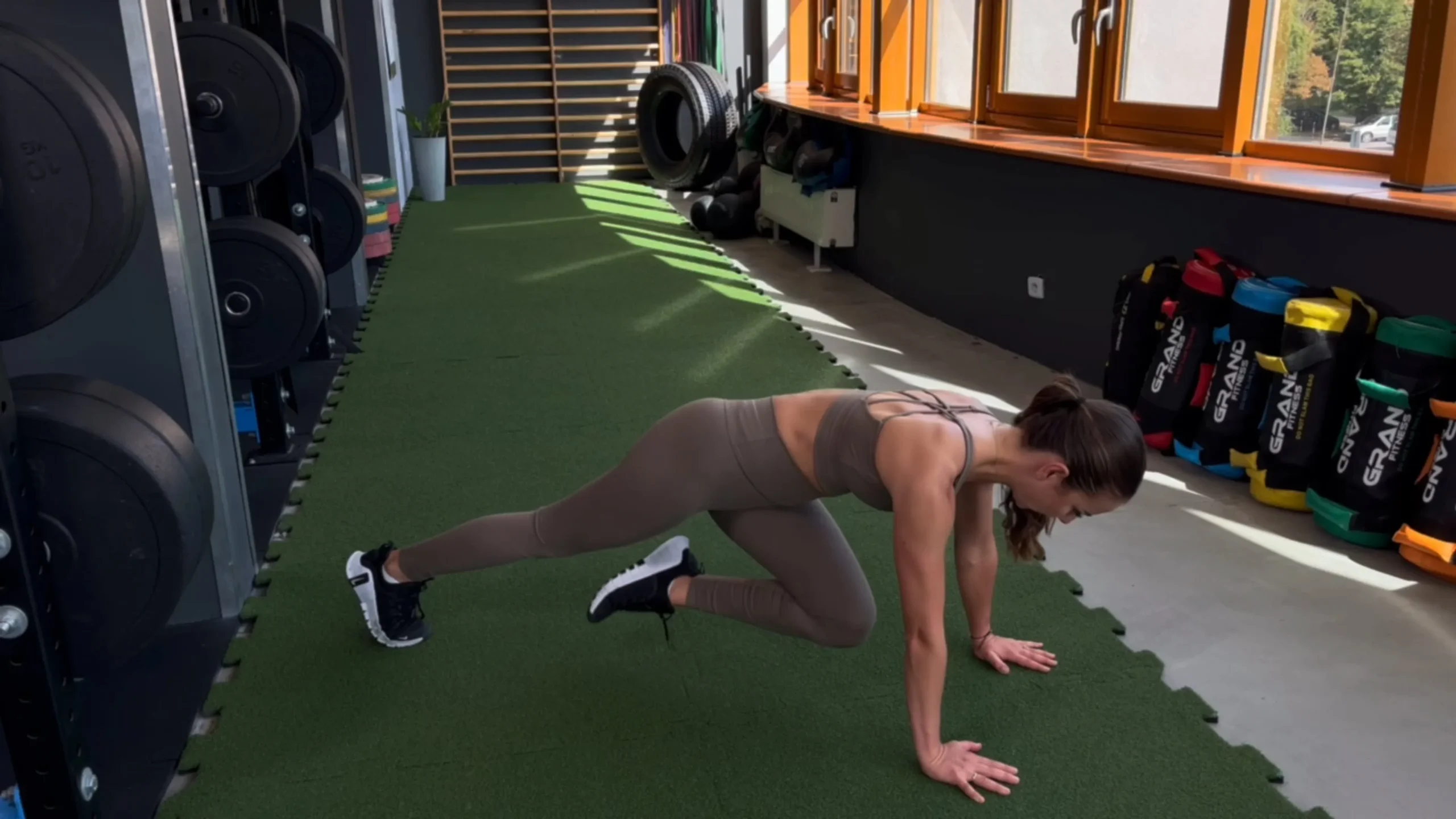 Mountain climbers po skosie